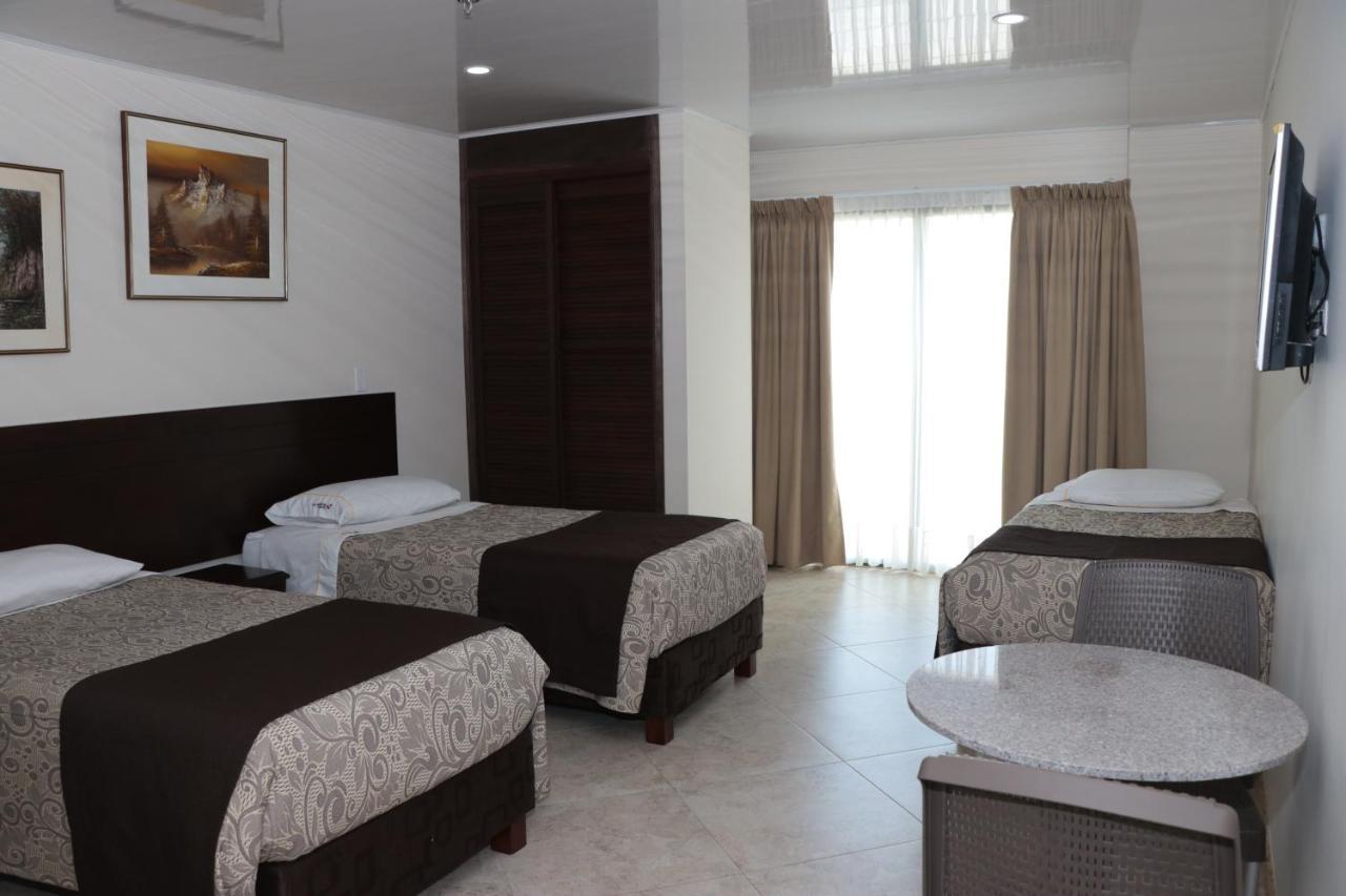 Hotel Castellana Group Μπογκοτά Εξωτερικό φωτογραφία